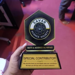 Alternative view of Premium Acrylic Award Crest - A33