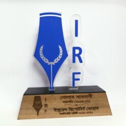 Alternative view of Premium Acrylic Award Crest - A31